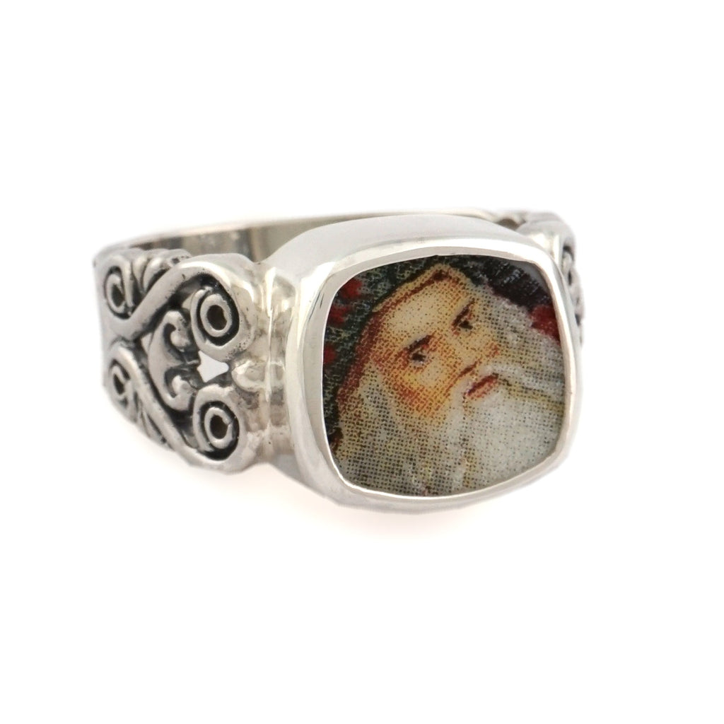 SIZE 8 Broken China Jewelry Victorian Christmas Santa Facing Right Sterling Ring