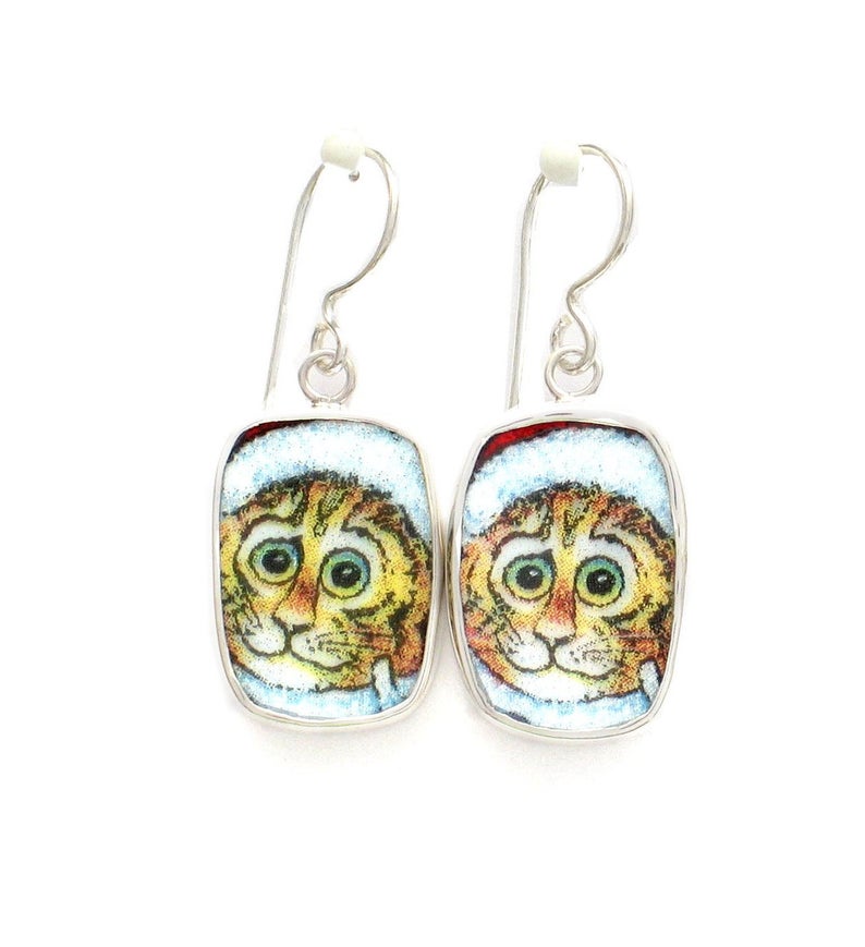Broken China Jewelry Kitty Cat Q Yellow Cat with Green Eyes Sterling Dangle Earrings